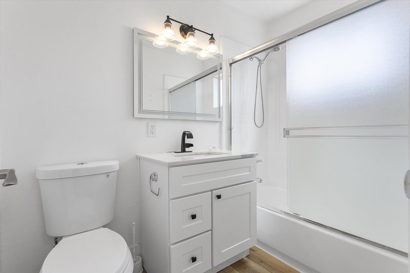 Unit A bathroom